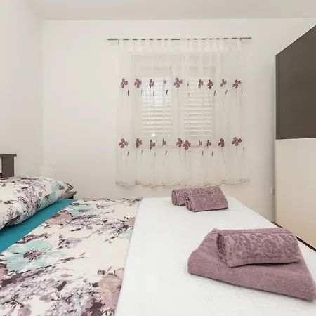 Apartment Violet *
